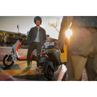 Segway e-scooter B110S tot 105km actieradius*